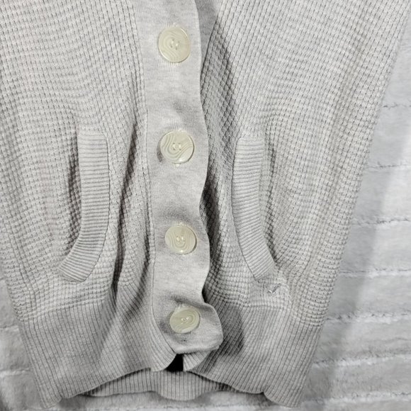 American Eagle Outfitters S Women's cardigan sweater - Picture 3 of 9